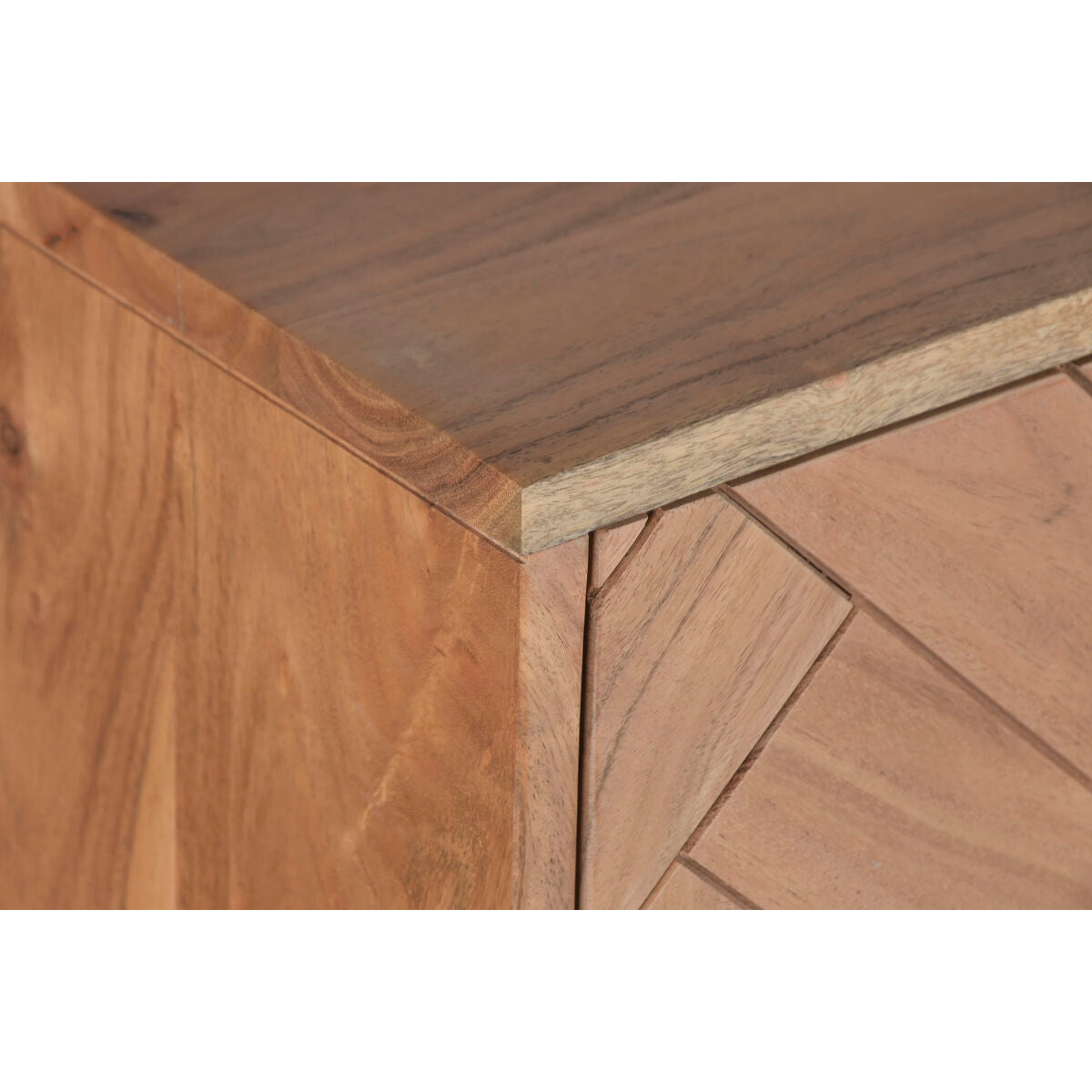 V4HA1D187F24DE08119901C234F2EEA3AF8R7472048P6