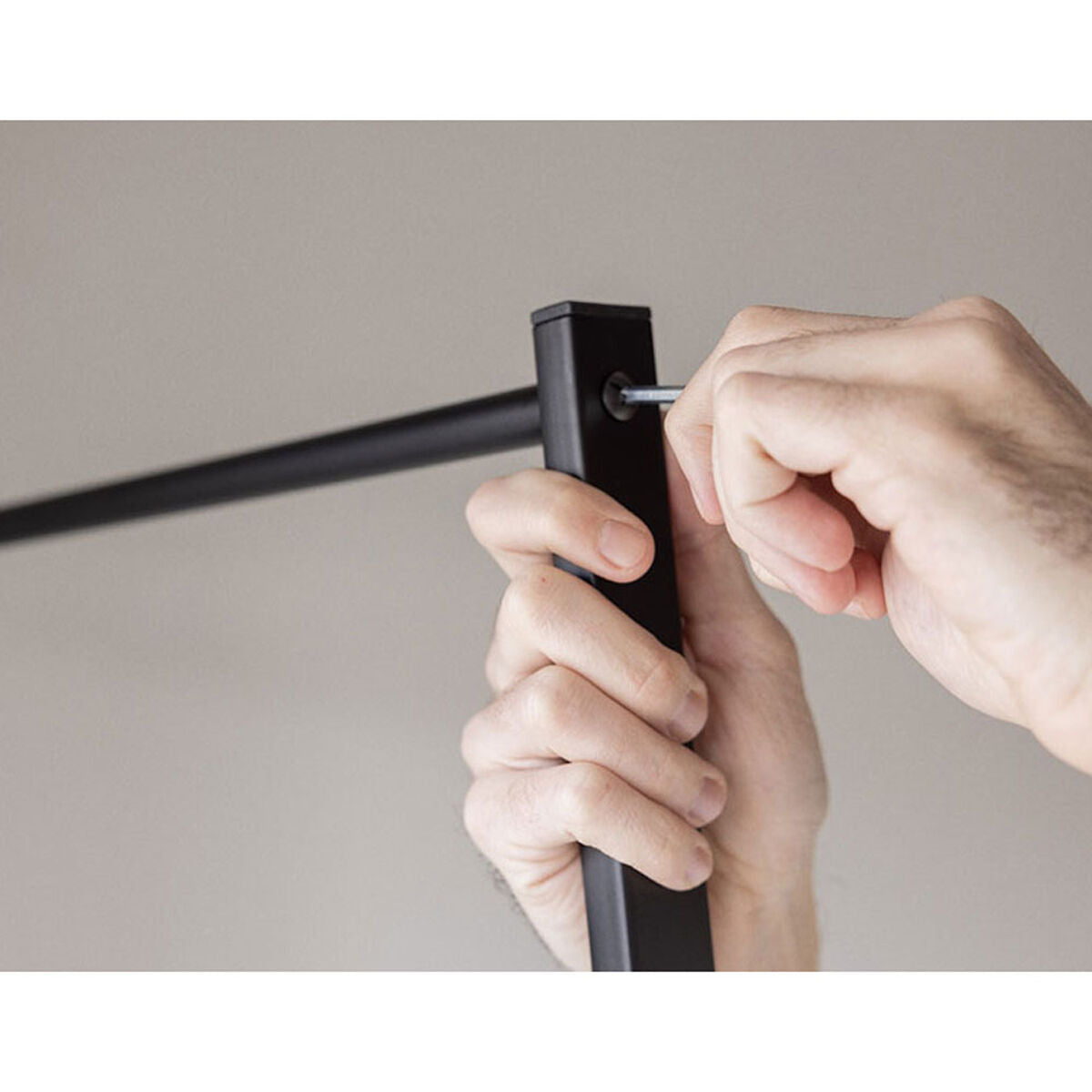 V6HDC4D2632FA9405CC64C17F405A19CC13R4483677P3